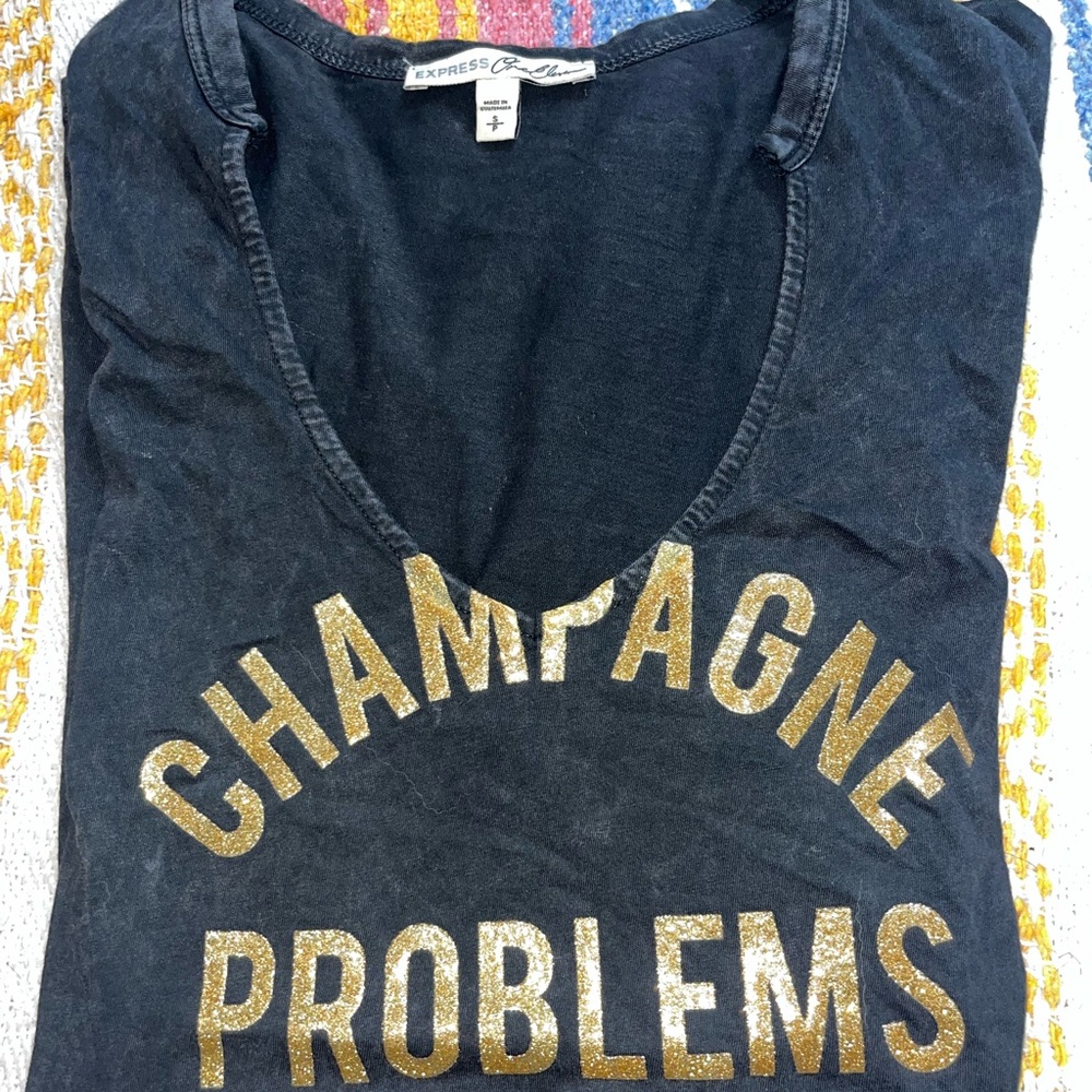 Express Graphic Tee - Picture 3 of 3
